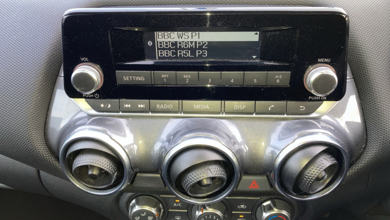 Nissan Juke 1.0 DiG-T 114 Visia 5dr Petrol Hatchback